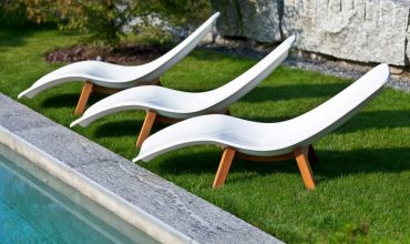 Stylish-outdoor-chaise-lounge-in-white-1024x705
